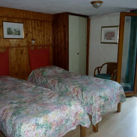 Pyrene Mont-blanc Apartmán *