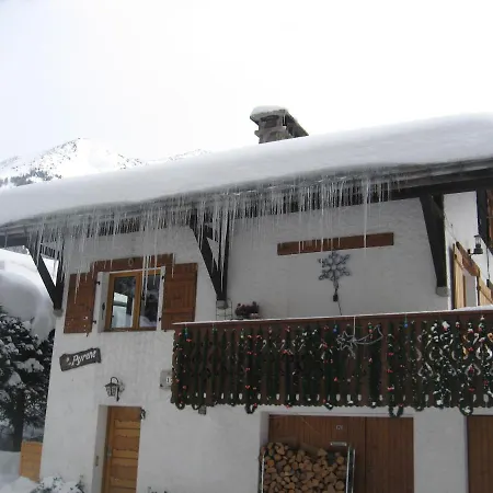 Pyrene Mont-blanc Apartment
